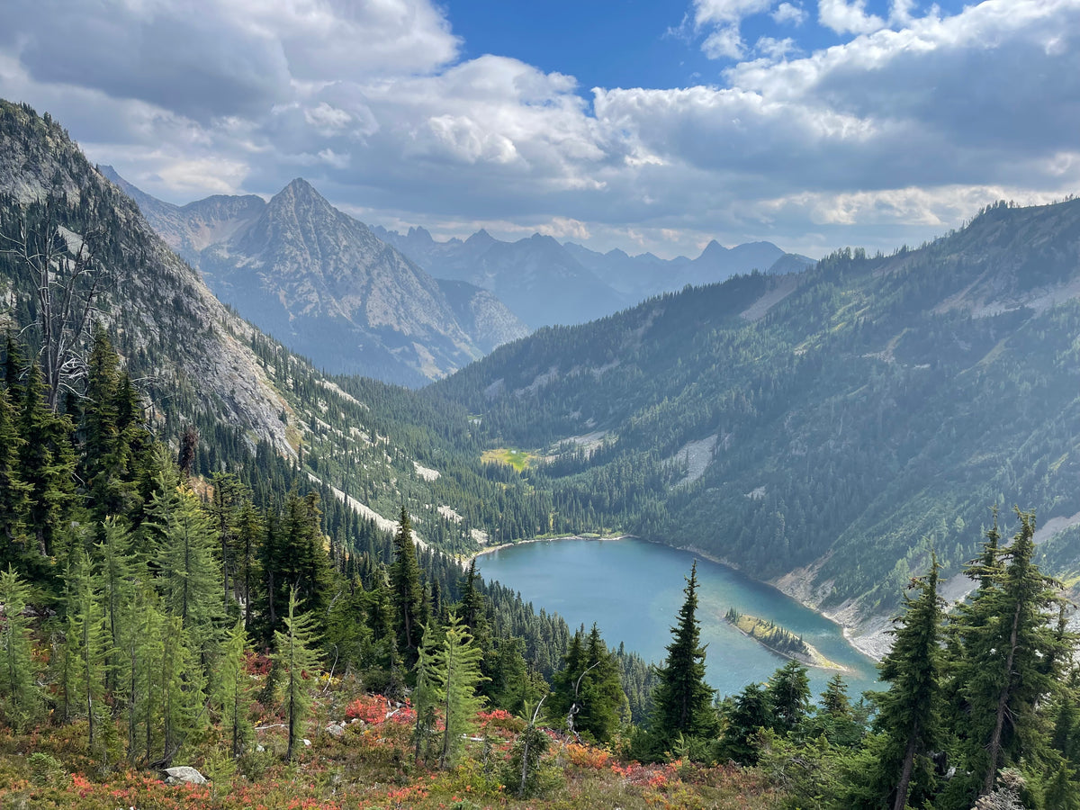 Maple pass outlet hike